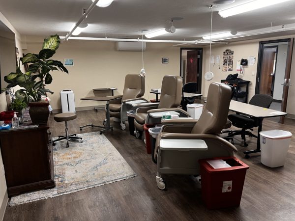 Clinical research center small group designated clinic, flex room, designed for patient convenience and comfort.
